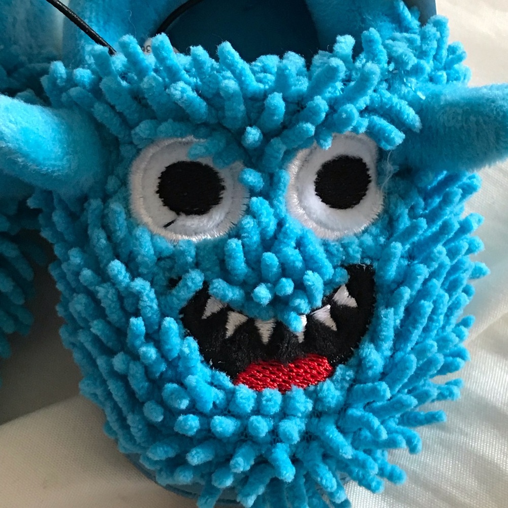 Monster slippers - size 2 - Picture 4 of 4